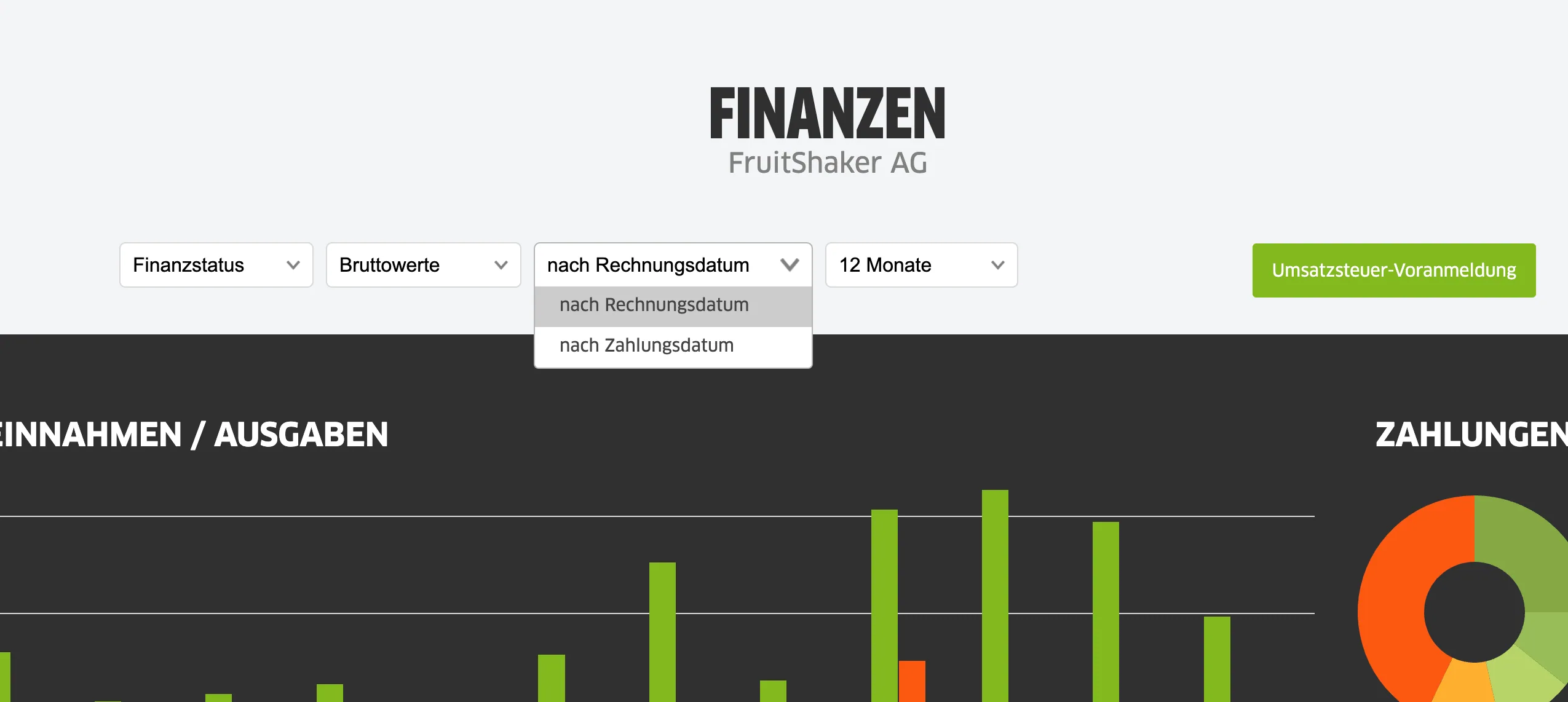 Finanzübersicht in FastBill mit Einnahmen, Ausgaben und Zahlungen